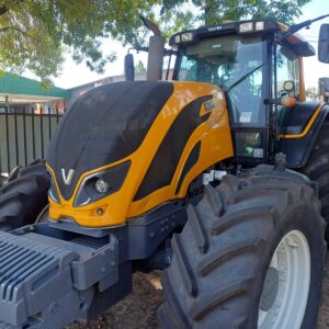 USED VALTRA BH224 TRACTOR