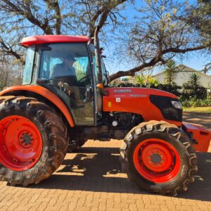 USED KUBOTA M9540 CAB Tractor