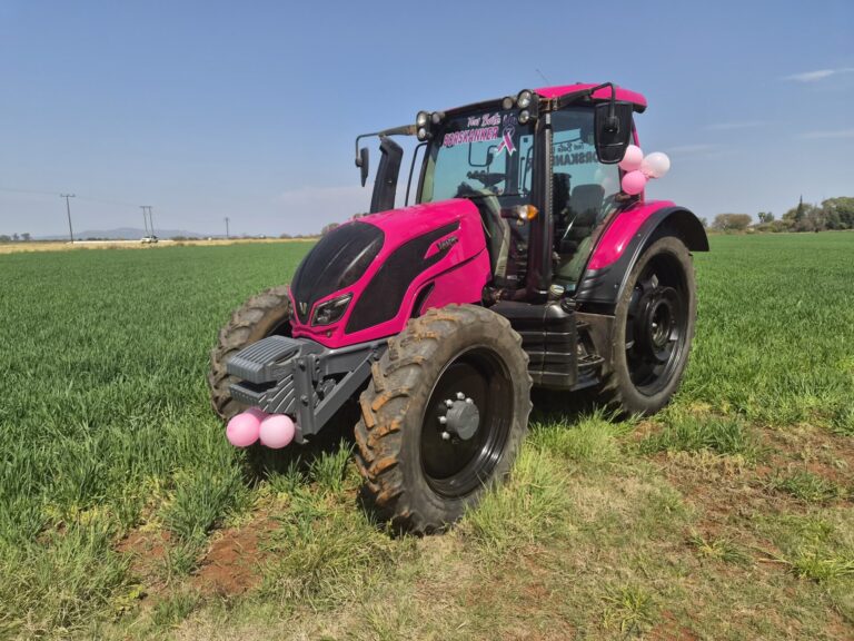 VALTRA IN PIENK vir ‘n goeie doel